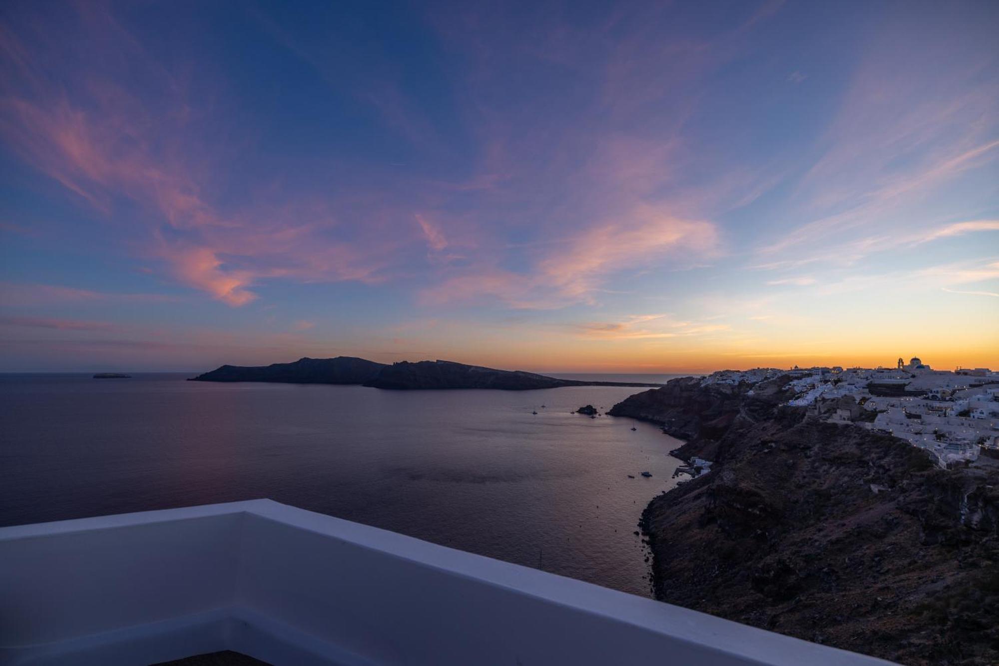 Hotel Ikies Santorini Ia Exterior foto